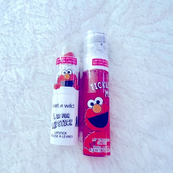 Wet n Wild Elmo lipstick and lipgloss - Picture 2 of 14